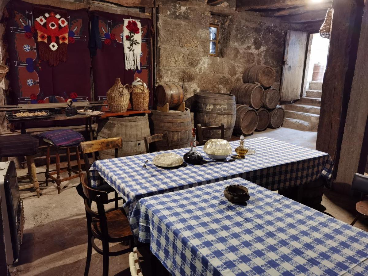 Konak -Guest House -Ramonda Serbika นิส ภายนอก รูปภาพ