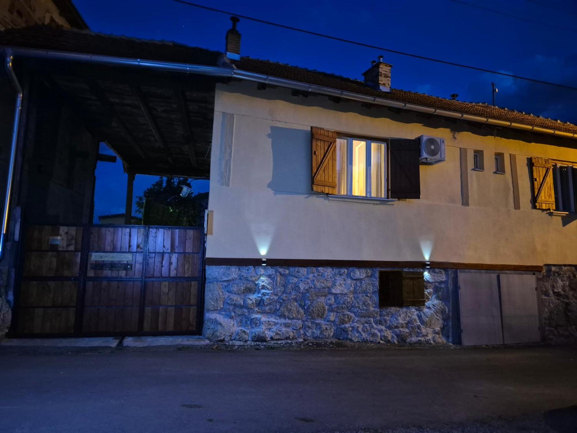 Konak -Guest House -Ramonda Serbika นิส ภายนอก รูปภาพ
